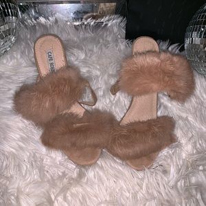 Lola Shoetique fur heels
